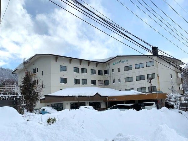 ●夜発バス 志賀高原(横手山・渋峠スキー場) 12・1月出発セール ホテルハイツ志賀高原(1泊4日)1